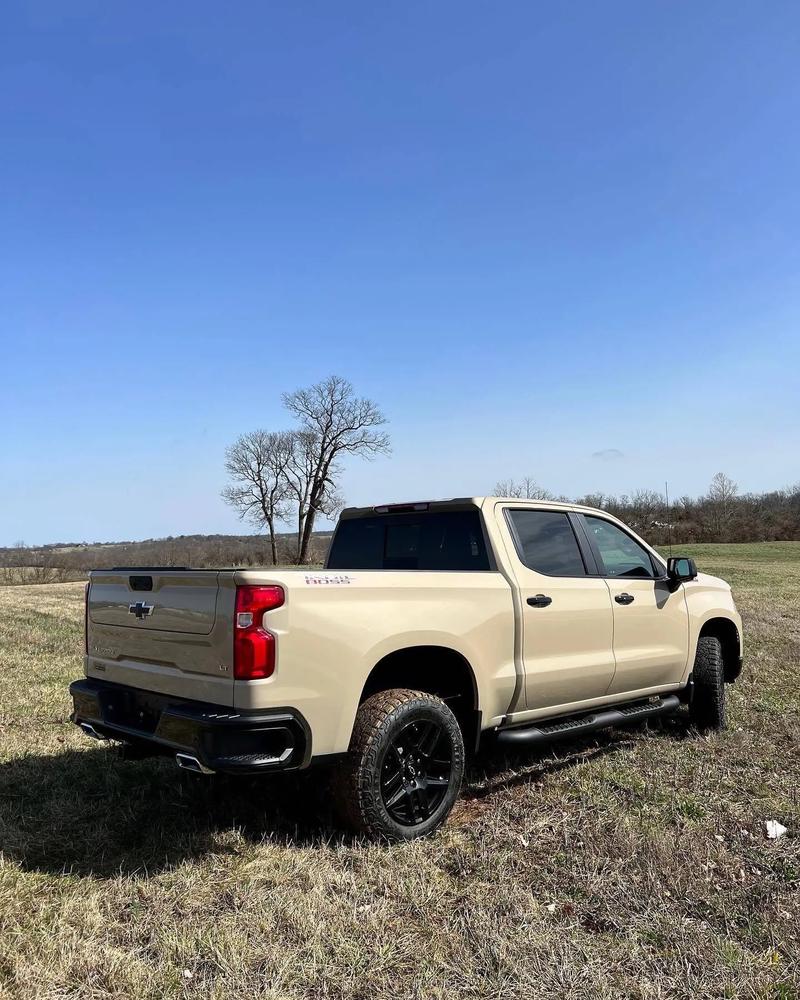 two tone chevy silverado,Two Tone Chevy Silverado: A Comprehensive Guide