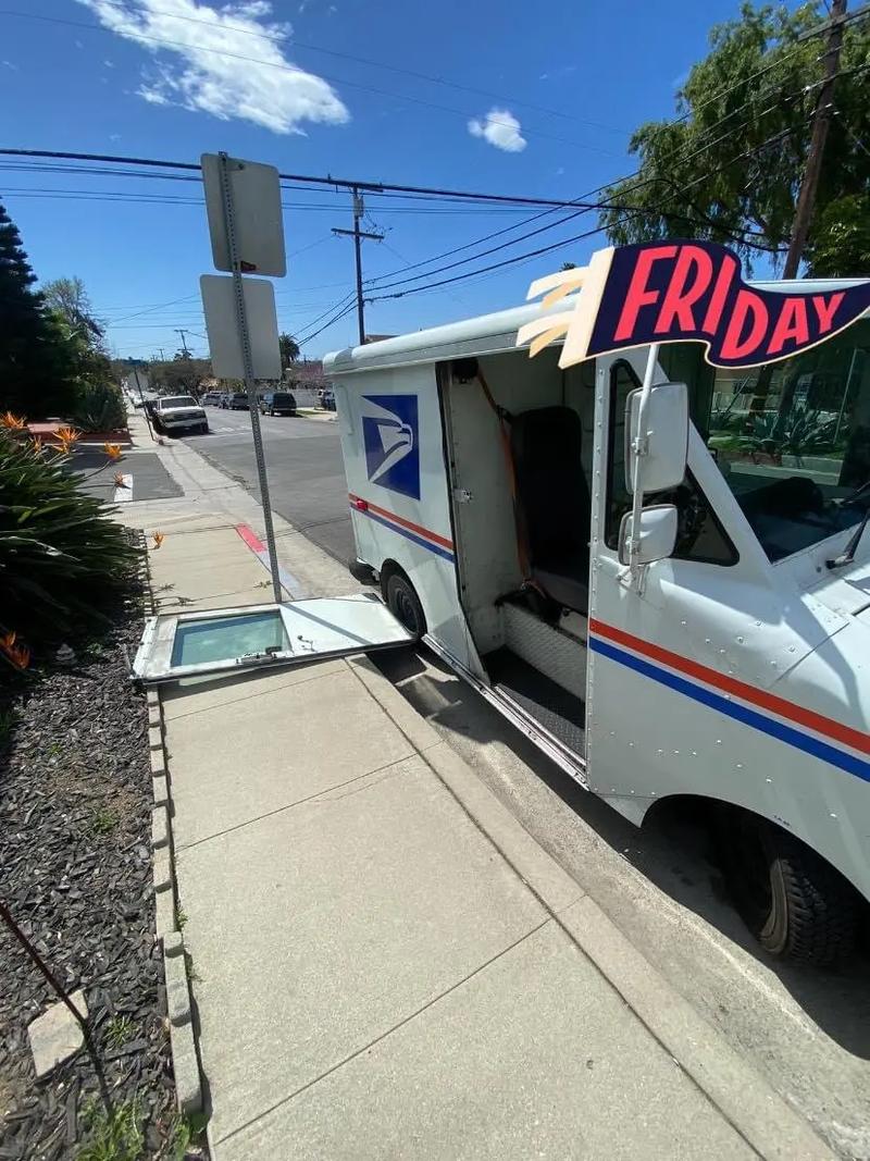 2 ton usps truck,2 Ton USPS Truck: A Comprehensive Overview